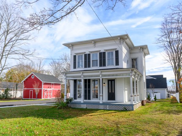 138 Boston Post Rd #1, East Lyme, CT 06333