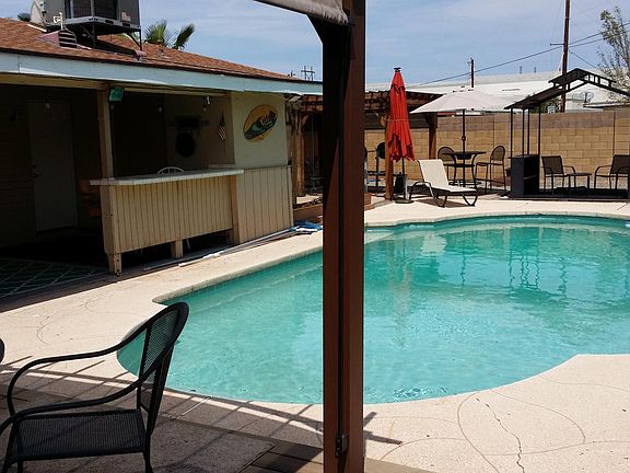 2nd image of 501 S Ernie Pl