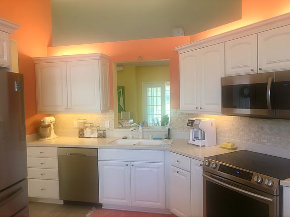 Stainless steel appliances!