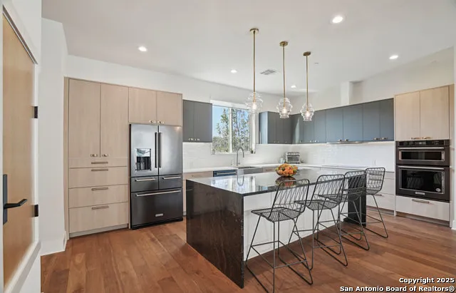310 Clay St #11 — Photo 12