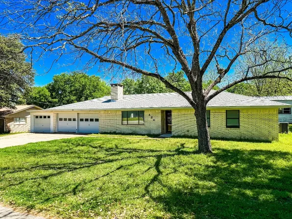 424 N Mount St, Fairfield, TX 75840