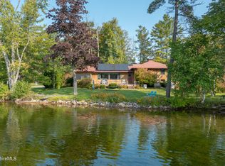 61 Bramble Ln, Lenox, MA 01240