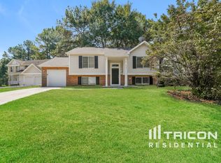 6151 Raintree Bnd, Lithonia, GA 30058