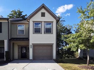 90 W Grove Point Dr, Clayton, NC 27527