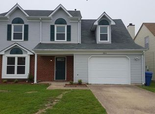3064 Winterberry Ln, Virginia Beach, VA 23453