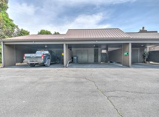544 Fleetwood Dr #B, Kingsport, TN 37660