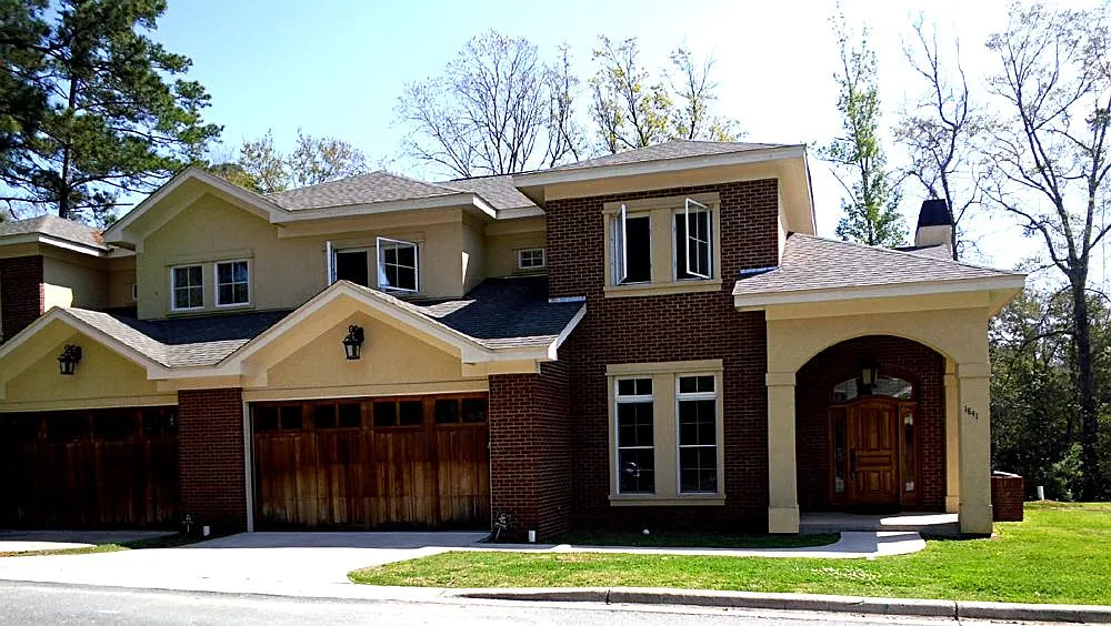 4 bed, 3.5 bath, 3096 sqft, $3,700 — Photo 3