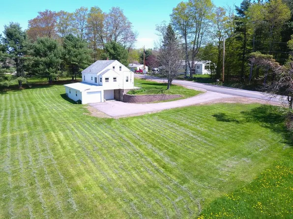 39 Swain Road, Gilford, NH 03249
