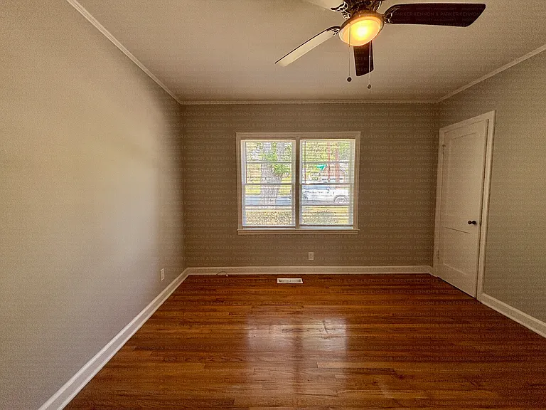 2382 Elm Dr — Photo 10
