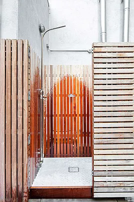 Rented by Compass | media 55