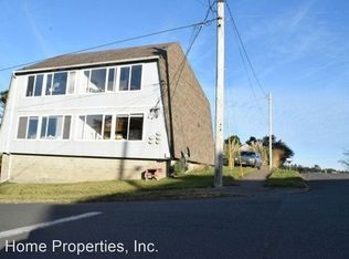 426 SW 2nd St APT 7, Newport, OR 97365