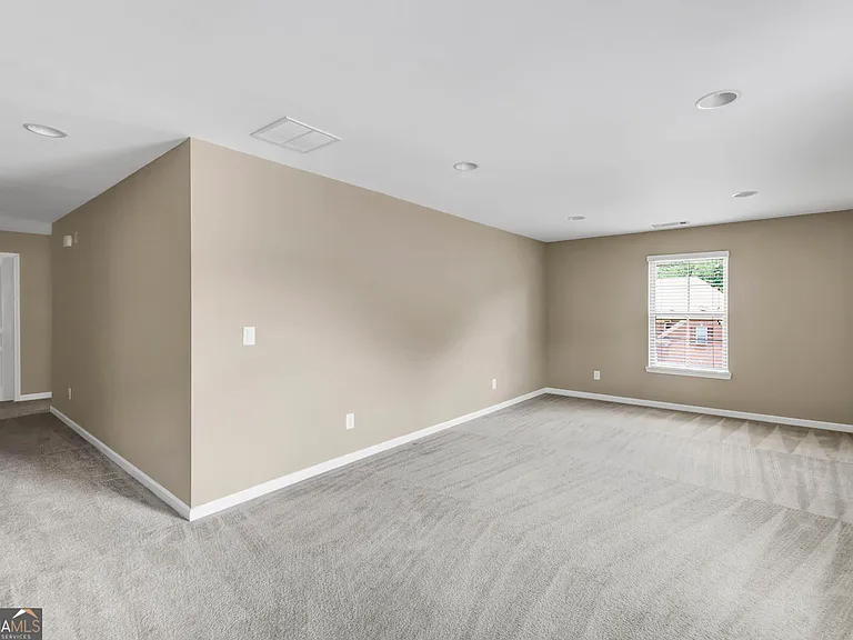 5957 Stow Dr — Photo 18