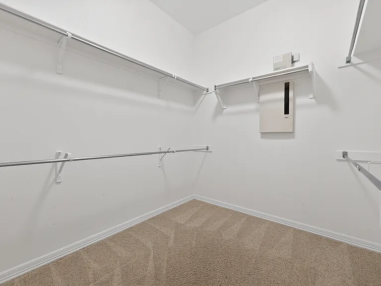 4308 Park Vista Trl — Photo 25