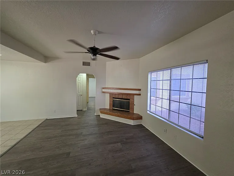 1407 Santa Margarita St #A — Photo 13