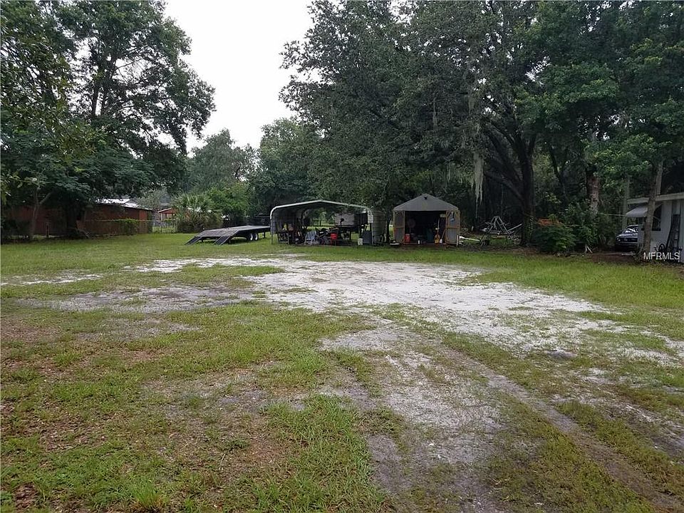 2nd image of 6404 Brandon Cir