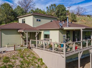 24808 Paramount Dr, Tehachapi, CA 93561