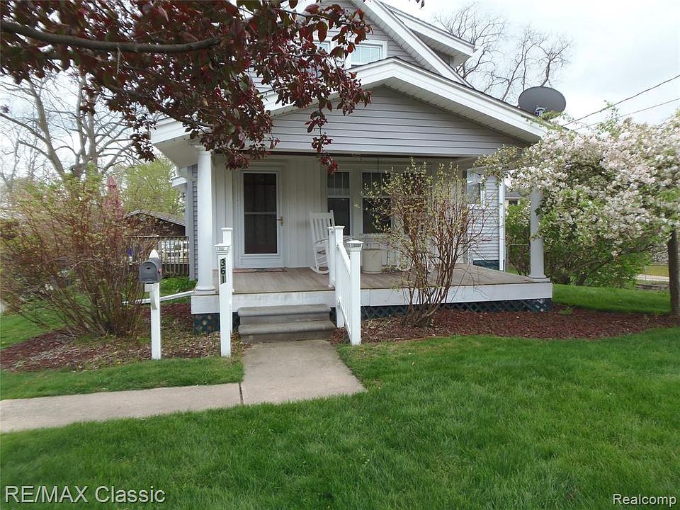 1st image of 361 W Walled Lake Dr