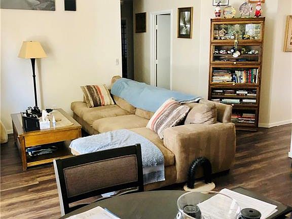 2nd image of 6243 Diazo St