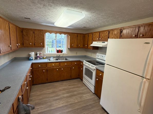 4637 Roseville Rd