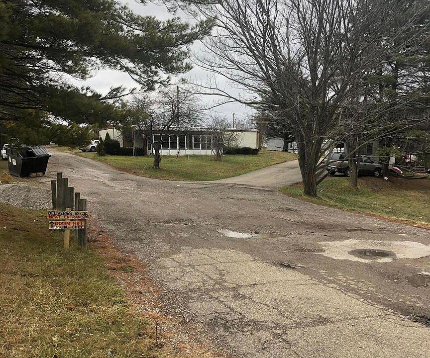 2nd image of 9560 State Route 664 N