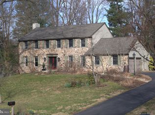 889 Westover Rd, Newtown Square, PA 19073