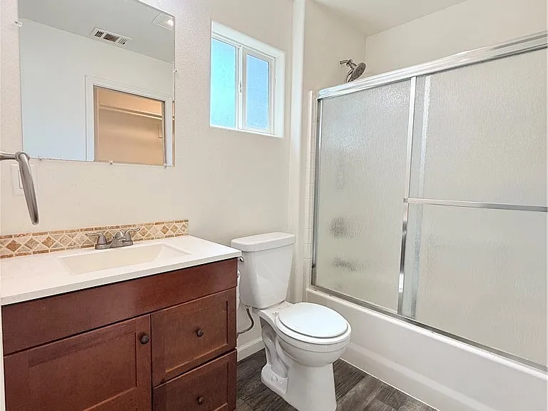 145 Park Ave — Photo 8