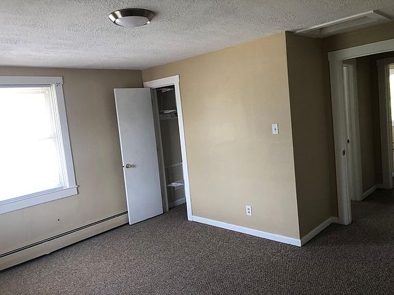 4th image of 223 Raines St APT 2