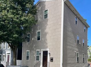 124 Sheldon St #1, Providence, RI 02906