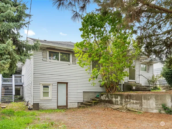 11632 24 Avenue S, Seattle, WA 98168