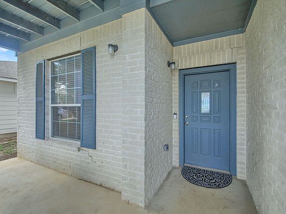 3rd image of 12716 Paloma Blanca Way