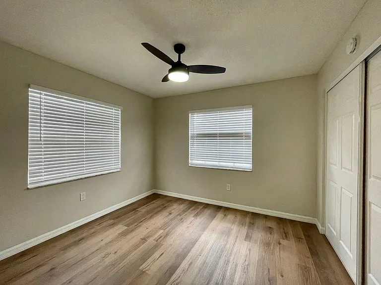 1223 Pamela St — Photo 26