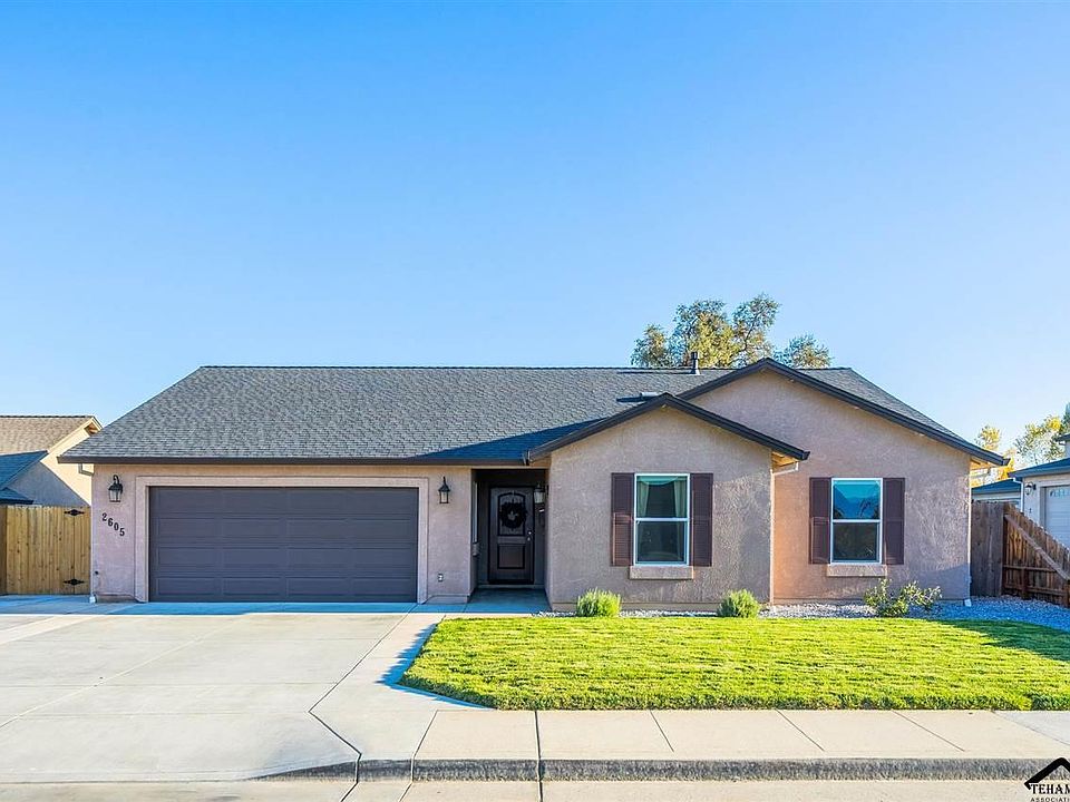 1st image of 2605 Sapphire Ln