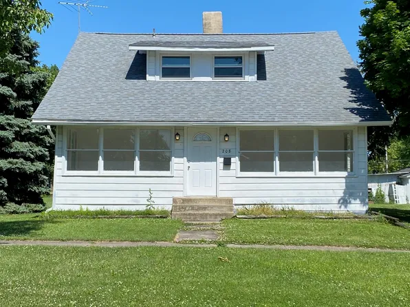208 N Wood St, Gibson City, IL 60936