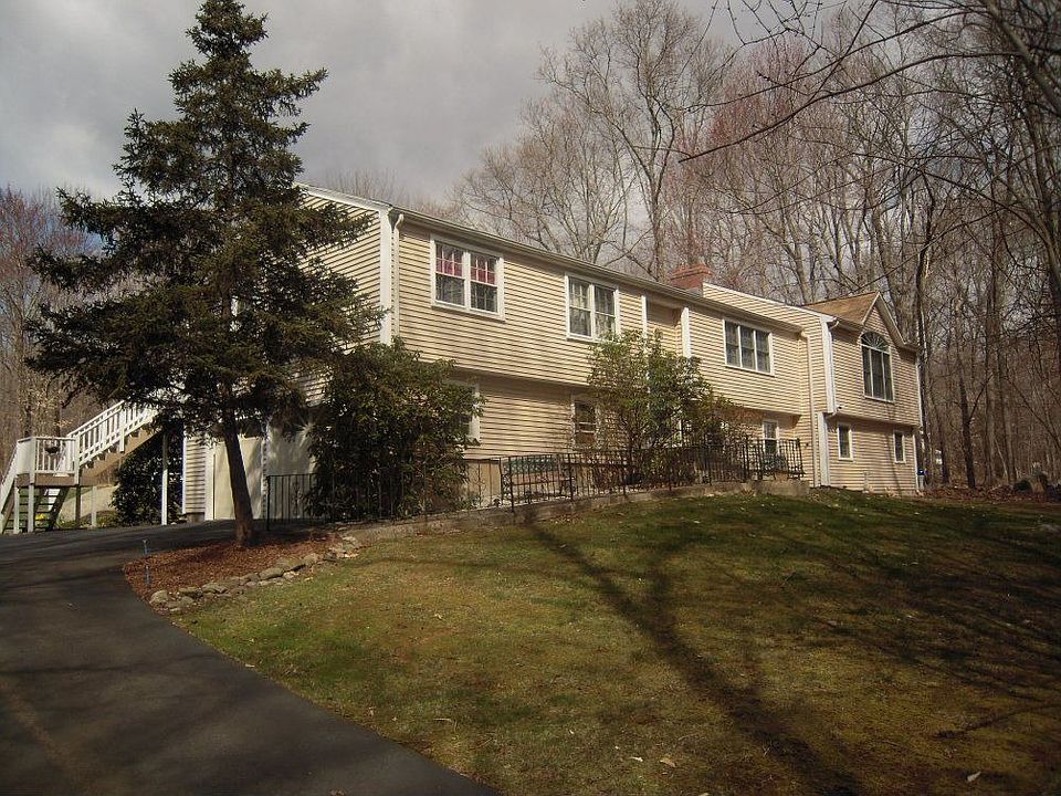 For Sale: 95 Squires Rd., Madison, Connecticut 06443
