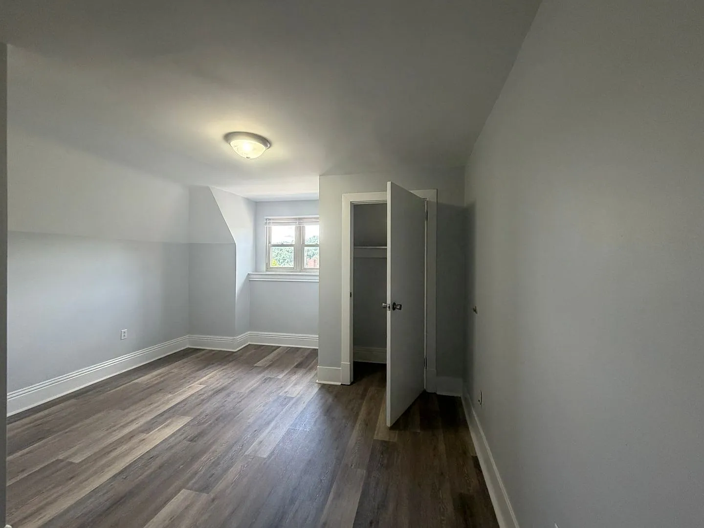 2-BR in Turtle Creek - Income-restricted — Photo 3