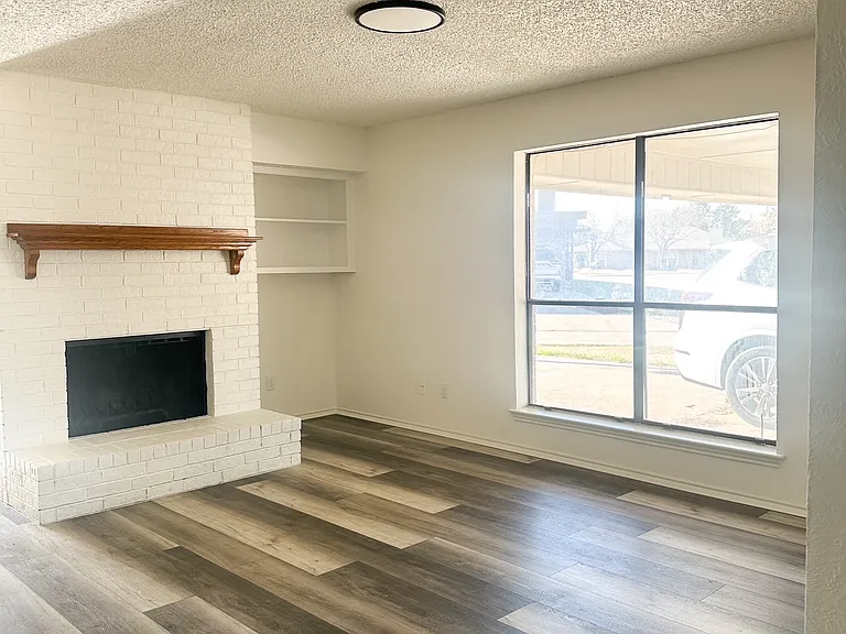 120 Wildwood Dr #120 — Photo 2