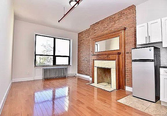 3rd image of 763 Saint Nicholas Ave #6B