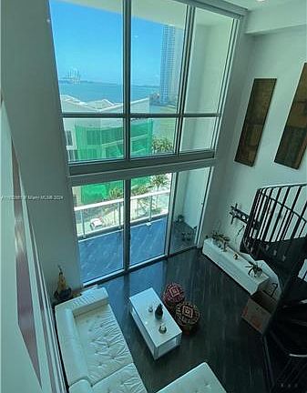 4th image of 300 S Biscayne Blvd APT 826
