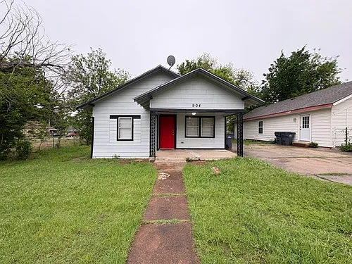 904 SW G Ave Photo 1