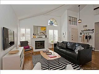 3rd image of 844 Glenwood Dr