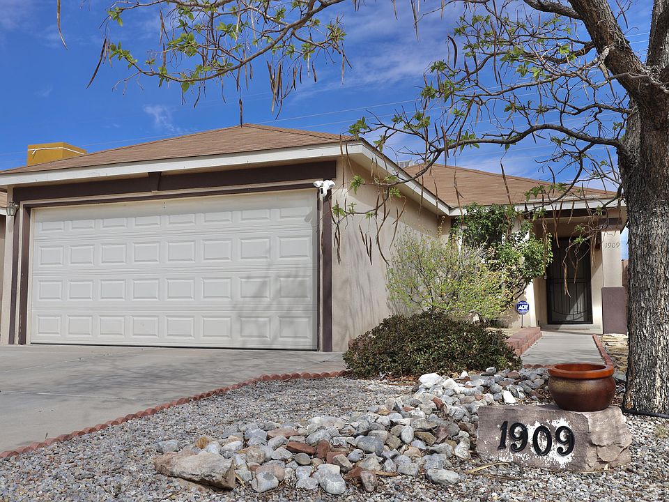 1st image of 1909 Cielo Oeste Pl NW
