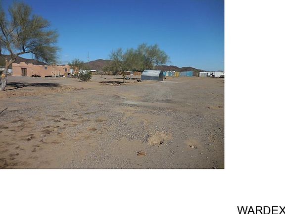 3rd image of 44301 E Perry Ln