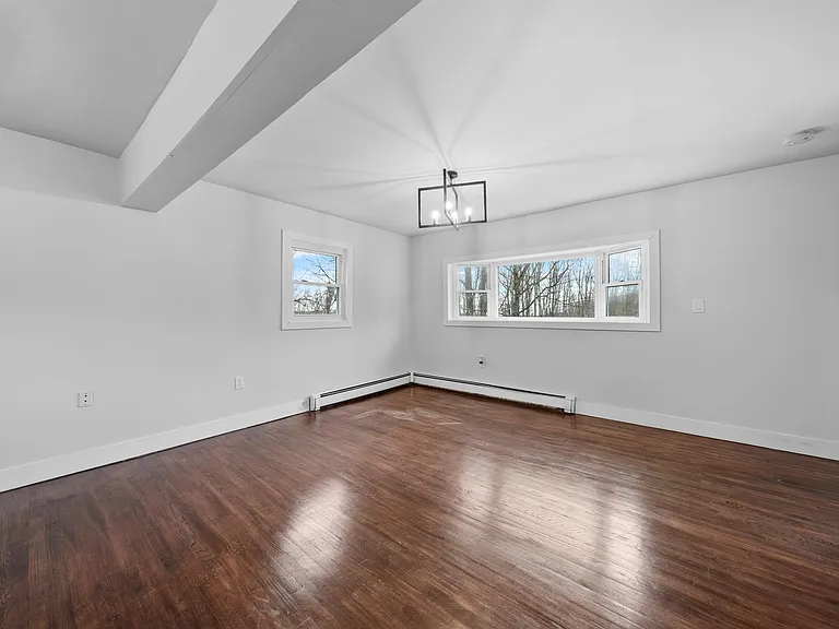 57 School Rd — Photo 17