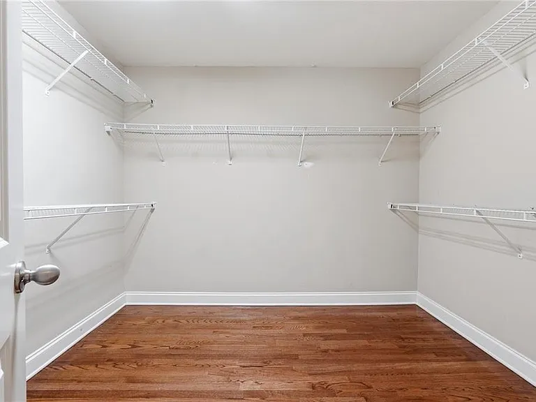 9040 Woodland Trl — Photo 18