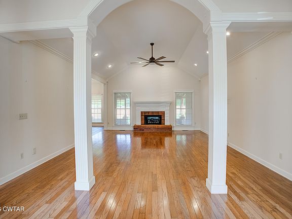 4th image of 7 Sutton Pl