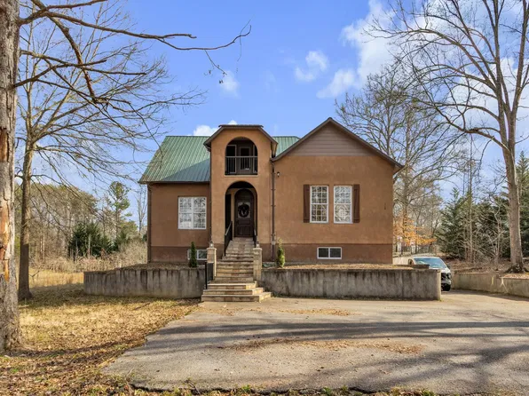 318 Saranac Dr, Spartanburg, SC 29307