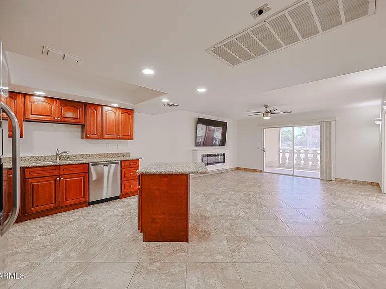 7920 E Camelback Rd #111 — Photo 8