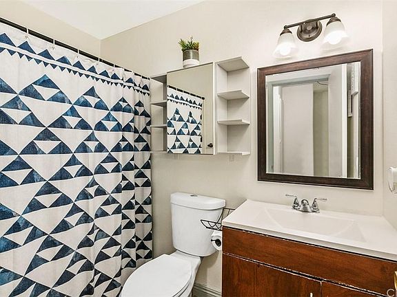 5th image of 10360 Gold Coast Pl