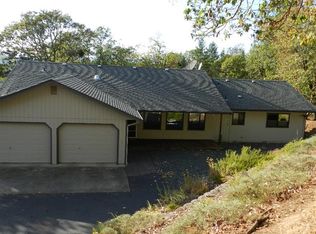 243 Dearing Way, Grants Pass, OR 97527