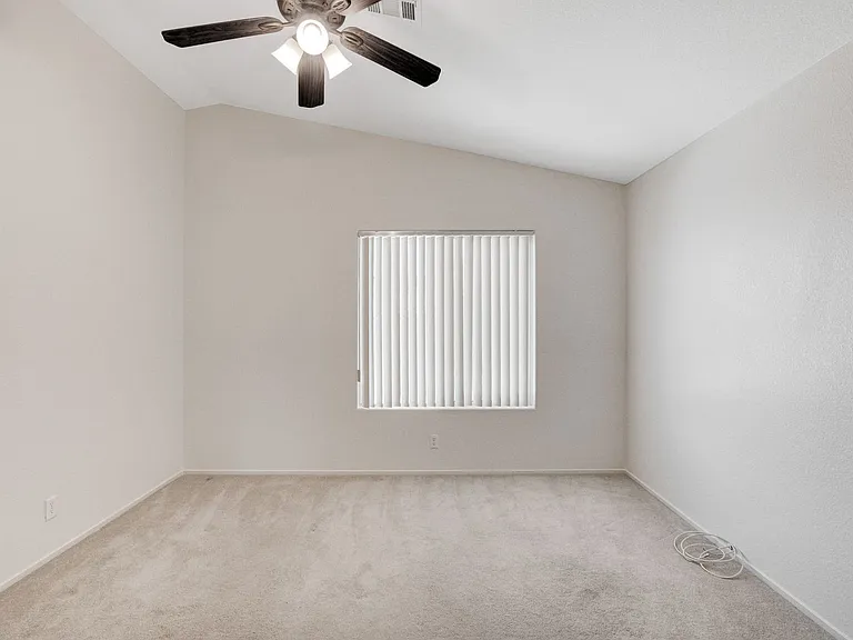 8621 Sierra Cima Ln — Photo 20
